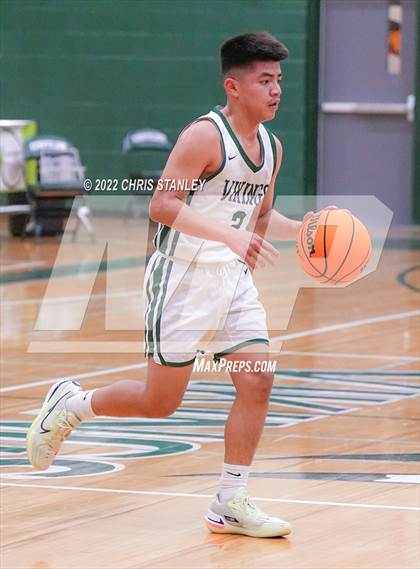 Thumbnail 2 in Queen Creek vs. Sunnyslope (Hoopsgiving Tournament) photogallery.