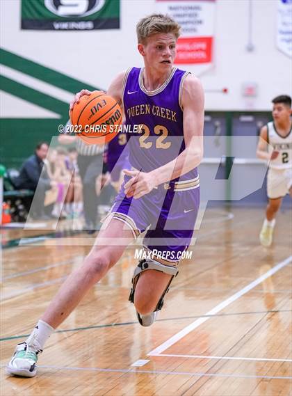 Thumbnail 2 in Queen Creek vs. Sunnyslope (Hoopsgiving Tournament) photogallery.