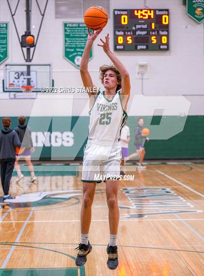 Thumbnail 3 in Queen Creek vs. Sunnyslope (Hoopsgiving Tournament) photogallery.