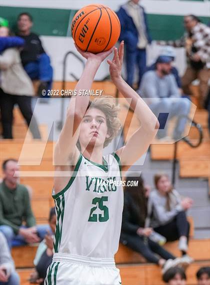 Thumbnail 3 in Queen Creek vs. Sunnyslope (Hoopsgiving Tournament) photogallery.