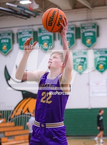 Thumbnail 3 in Queen Creek vs. Sunnyslope (Hoopsgiving Tournament) photogallery.