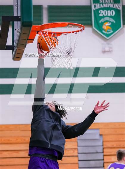 Thumbnail 3 in Queen Creek vs. Sunnyslope (Hoopsgiving Tournament) photogallery.