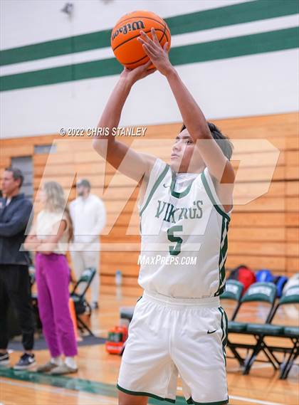Thumbnail 3 in Queen Creek vs. Sunnyslope (Hoopsgiving Tournament) photogallery.