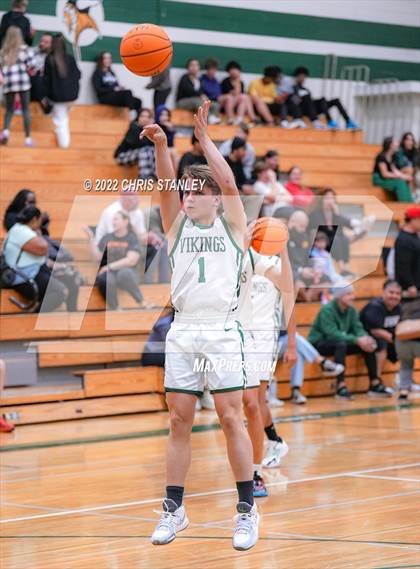 Thumbnail 2 in Queen Creek vs. Sunnyslope (Hoopsgiving Tournament) photogallery.