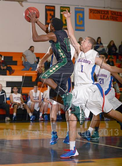 Thumbnail 1 in Monterey Trail vs. Folsom (Hoops For Human Fund) photogallery.