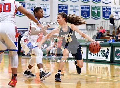 Thumbnail 3 in San Leandro vs Casteel (Gator Winter Classic) photogallery.