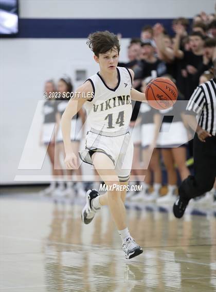Thumbnail 1 in Bloom-Carroll @ Teays Valley photogallery.