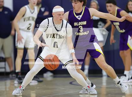 Thumbnail 1 in Bloom-Carroll @ Teays Valley photogallery.