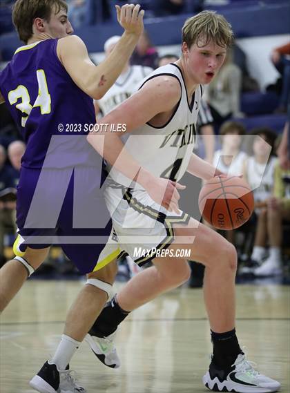 Thumbnail 3 in Bloom-Carroll @ Teays Valley photogallery.
