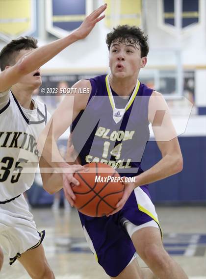 Thumbnail 3 in Bloom-Carroll @ Teays Valley photogallery.