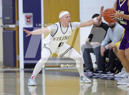 Thumbnail 3 in Bloom-Carroll @ Teays Valley photogallery.