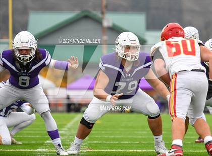 Thumbnail 1 in Kamiakin @ Sumner (WIAA 4A First Round) photogallery.