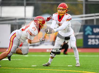 Thumbnail 3 in Kamiakin @ Sumner (WIAA 4A First Round) photogallery.