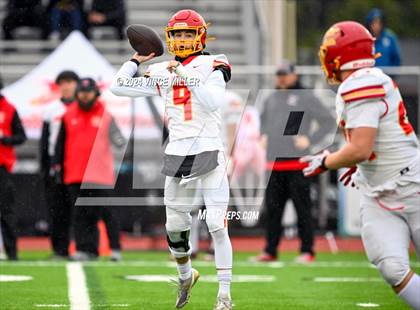 Thumbnail 2 in Kamiakin @ Sumner (WIAA 4A First Round) photogallery.