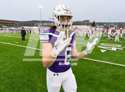 Thumbnail 3 in Kamiakin @ Sumner (WIAA 4A First Round) photogallery.