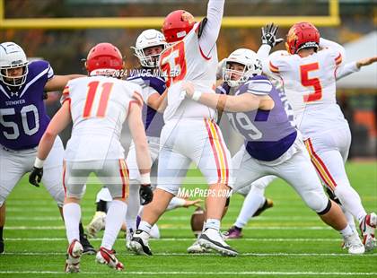 Thumbnail 2 in Kamiakin vs Sumner (WIAA 4A First Round) photogallery.
