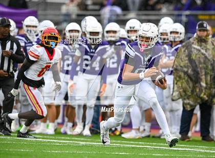 Thumbnail 2 in Kamiakin vs Sumner (WIAA 4A First Round) photogallery.
