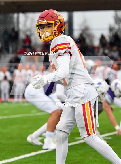 Thumbnail 1 in Kamiakin @ Sumner (WIAA 4A First Round) photogallery.