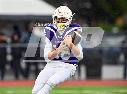 Thumbnail 2 in Kamiakin @ Sumner (WIAA 4A First Round) photogallery.