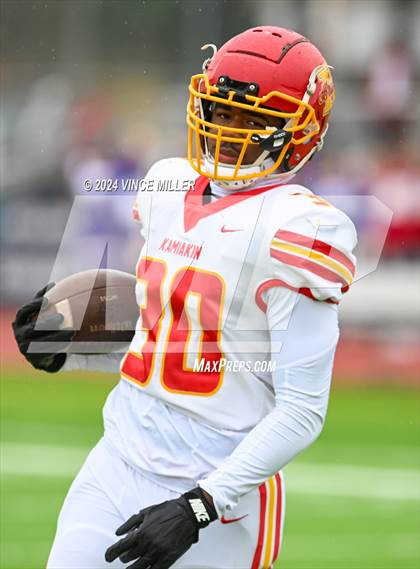 Thumbnail 2 in Kamiakin vs Sumner (WIAA 4A First Round) photogallery.