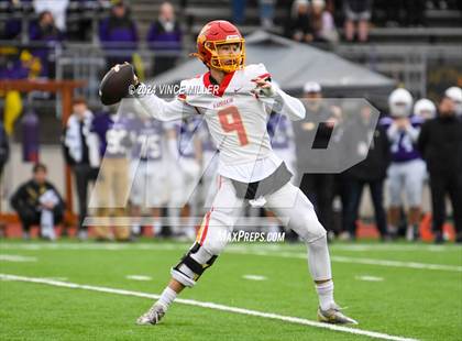 Thumbnail 1 in Kamiakin @ Sumner (WIAA 4A First Round) photogallery.