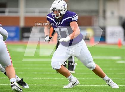 Thumbnail 2 in Kamiakin vs Sumner (WIAA 4A First Round) photogallery.