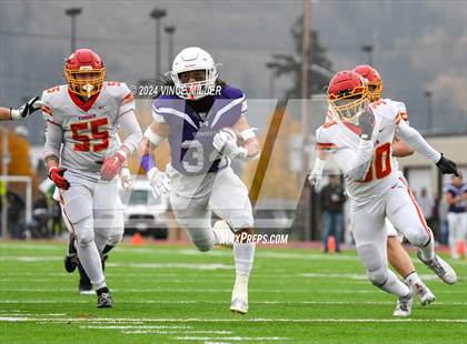 Thumbnail 3 in Kamiakin @ Sumner (WIAA 4A First Round) photogallery.