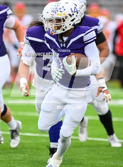 Thumbnail 2 in Kamiakin vs Sumner (WIAA 4A First Round) photogallery.