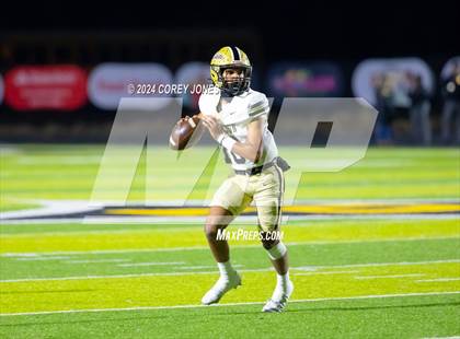 Thumbnail 2 in Calhoun vs Peach County (GHSA AAA Quarter-Final Playoff) photogallery.