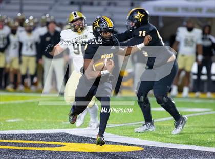 Thumbnail 2 in Calhoun vs Peach County (GHSA AAA Quarter-Final Playoff) photogallery.
