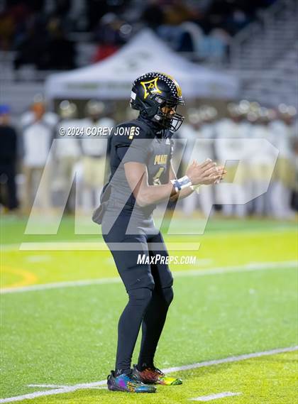 Thumbnail 2 in Calhoun vs Peach County (GHSA AAA Quarter-Final Playoff) photogallery.