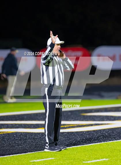 Thumbnail 2 in Calhoun vs Peach County (GHSA AAA Quarter-Final Playoff) photogallery.