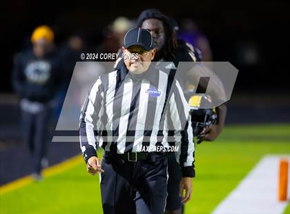 Thumbnail 1 in Calhoun vs Peach County (GHSA AAA Quarter-Final Playoff) photogallery.