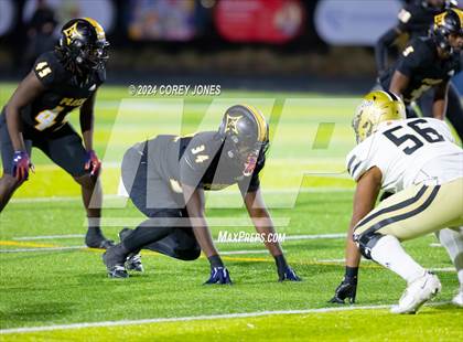 Thumbnail 1 in Calhoun vs Peach County (GHSA AAA Quarter-Final Playoff) photogallery.