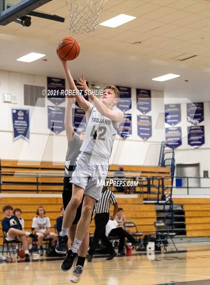 Thumbnail 3 in Del Oro @ Oak Ridge photogallery.