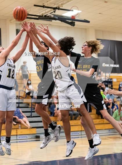 Thumbnail 1 in Del Oro @ Oak Ridge photogallery.