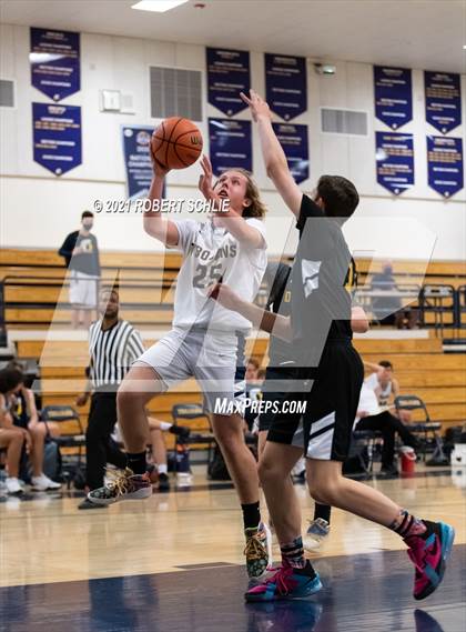 Thumbnail 3 in Del Oro @ Oak Ridge photogallery.