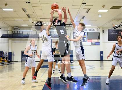 Thumbnail 2 in Del Oro @ Oak Ridge photogallery.