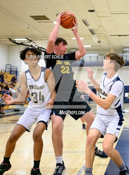 Thumbnail 3 in Del Oro @ Oak Ridge photogallery.