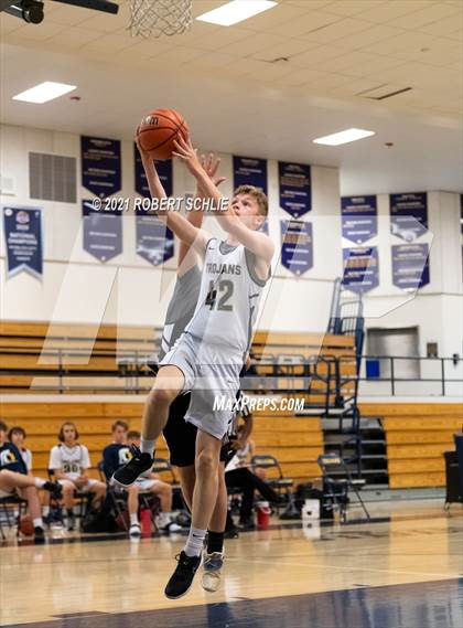 Thumbnail 2 in Del Oro @ Oak Ridge photogallery.