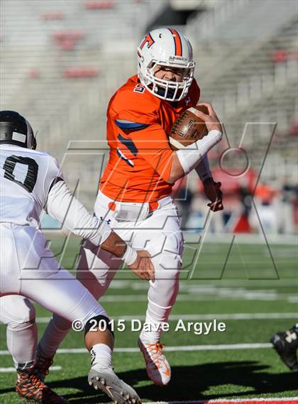 Thumbnail 2 in Timpview vs. Highland (UHSAA 4A Semifinal) photogallery.
