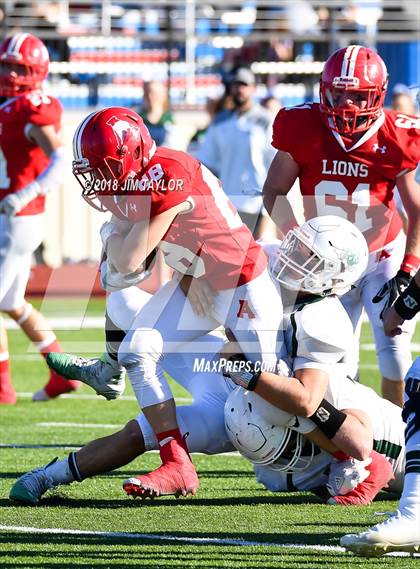 Thumbnail 1 in Albany vs. Santo (UIL 2A Area Playoff) photogallery.