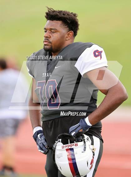 Thumbnail 1 in Mullen @ Cherokee Trail photogallery.