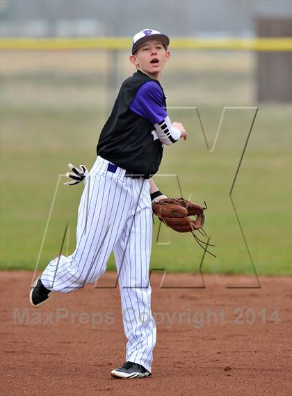 Thumbnail 2 in Farmersville vs. Community (Blue Ridge Tournament) photogallery.