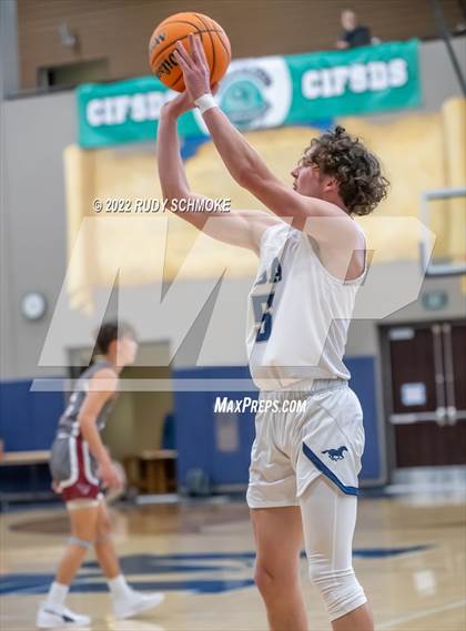 Thumbnail 1 in San Dieguito Academy vs. Scripps Ranch (CIF SDS DIII Championship) photogallery.