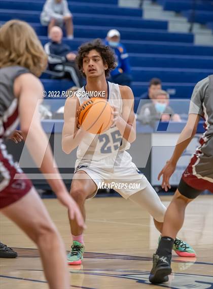 Thumbnail 2 in San Dieguito Academy vs. Scripps Ranch (CIF SDS DIII Championship) photogallery.