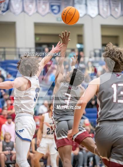 Thumbnail 1 in San Dieguito Academy vs. Scripps Ranch (CIF SDS DIII Championship) photogallery.