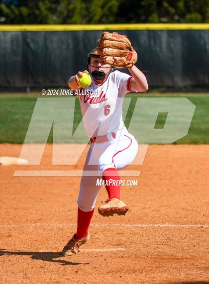 Thumbnail 1 in Bledsoe County vs Ooltewah photogallery.