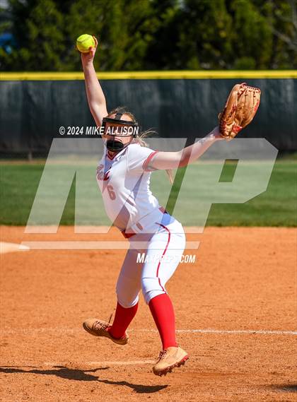 Thumbnail 1 in Bledsoe County vs Ooltewah photogallery.