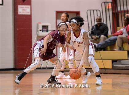 Thumbnail 2 in Chalmette @ Destrehan (LHSAA 5A 1st Round Playoff) photogallery.